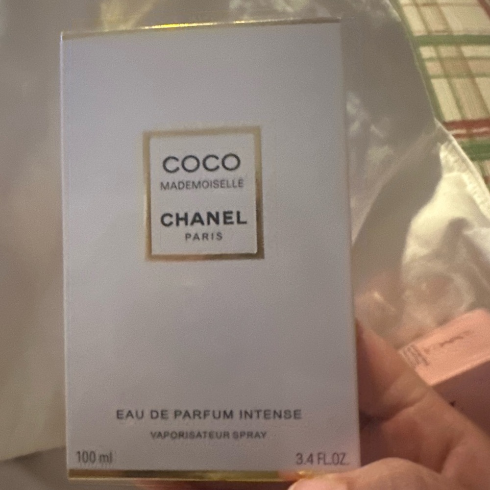 CHANEL Coco Mademoiselle Eau de Parfum Intense